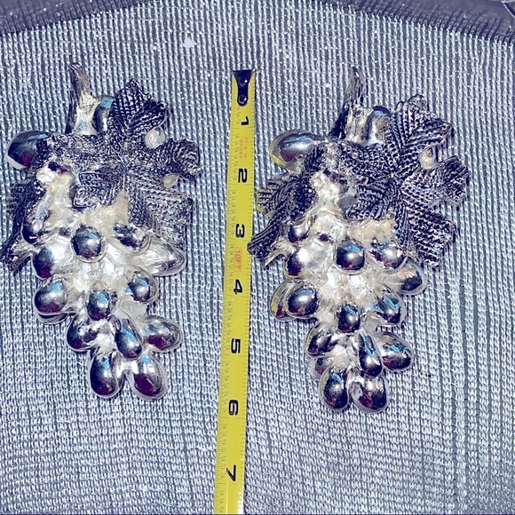 Silver plated Resin fruit Decor - Picture 9 of 12